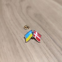 Україна - Данія Значок Украина - Дания